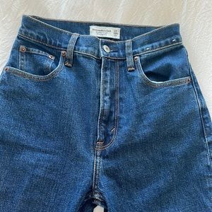 Abercrombie Ankle Straight Ultra High Rise